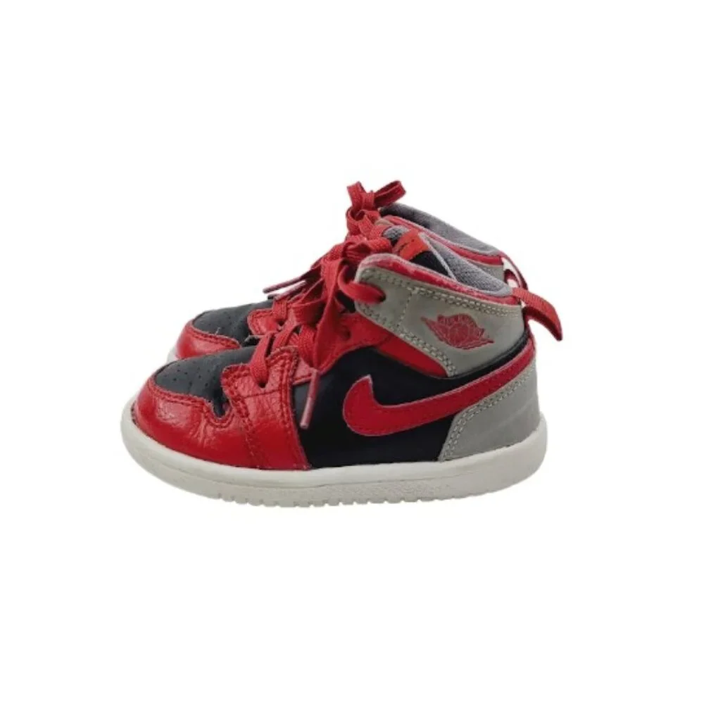Jordan Boy's Red Black Retro Reflective 554727-603 Mid-Top Casual Sneaker Sz 6.5